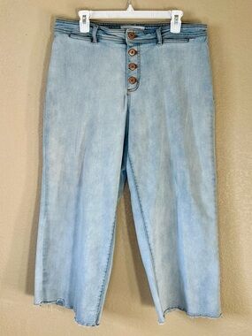 Tribal Jeans Audrey Mid Rise Wide Leg Crop Jean-Size 14 Button Front Light Wash